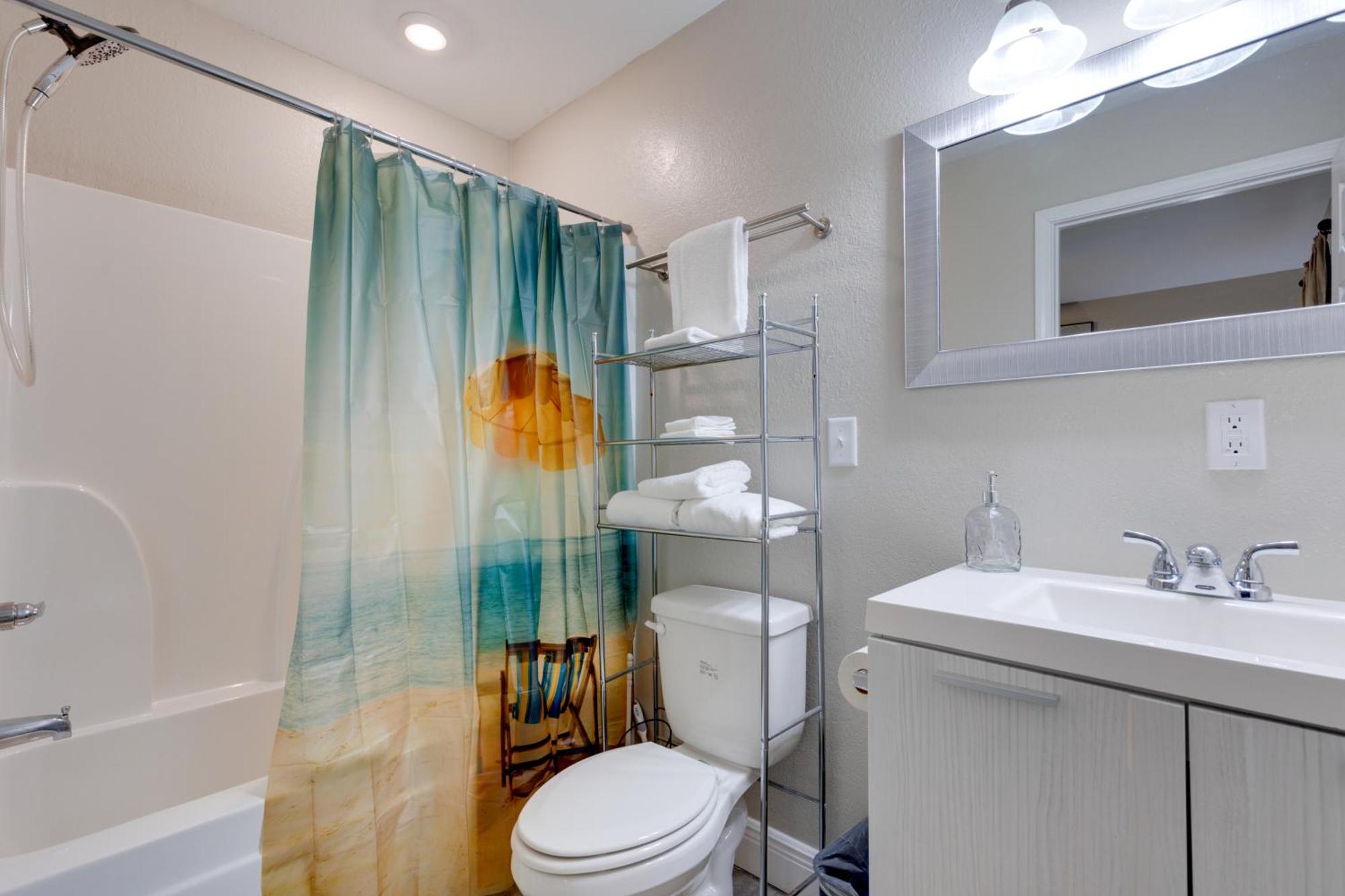 Dog-Friendly Pensacola Duplex About 7 Mi To Downtown Leilighet Eksteriør bilde
