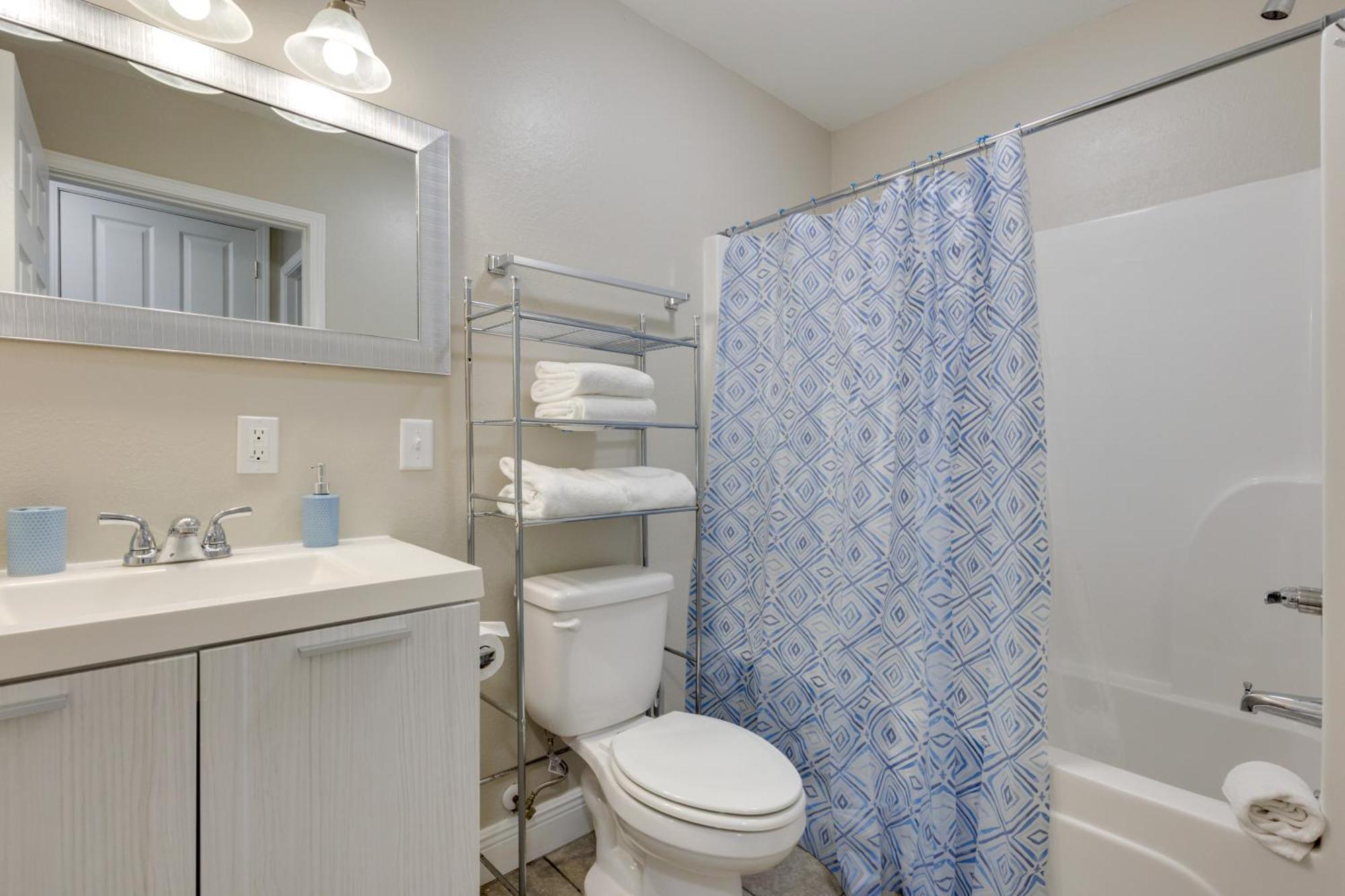 Dog-Friendly Pensacola Duplex About 7 Mi To Downtown Leilighet Eksteriør bilde