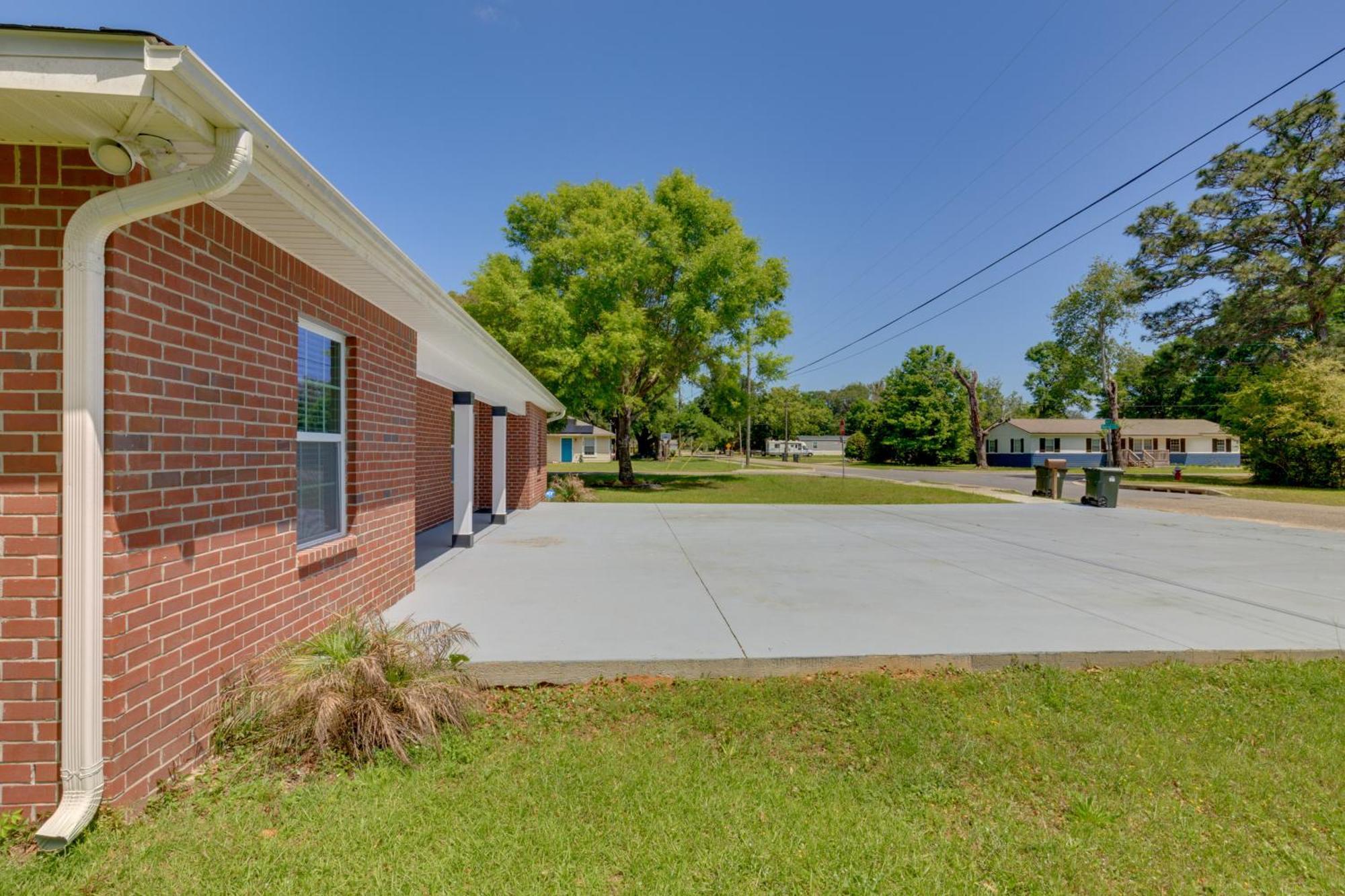 Dog-Friendly Pensacola Duplex About 7 Mi To Downtown Leilighet Eksteriør bilde